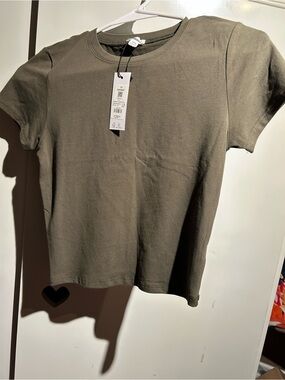 Garage SuperSoft Crewneck Cropped T-Shirt